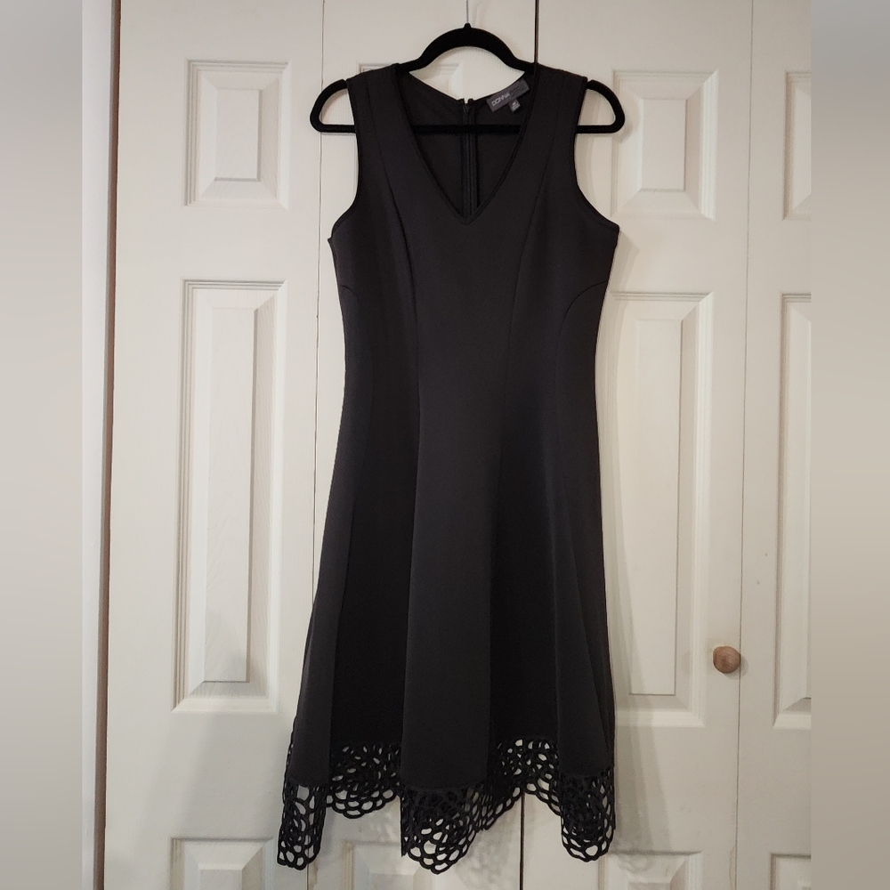 Donna Ricco New York cutout floral bottom dress